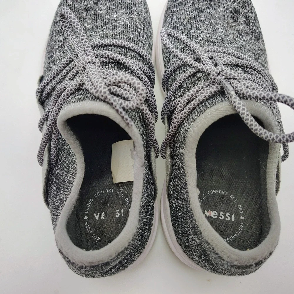 Vessi Cityscape Women's Gray Knit Comfort All Day Walking Shoes Sneakers W6